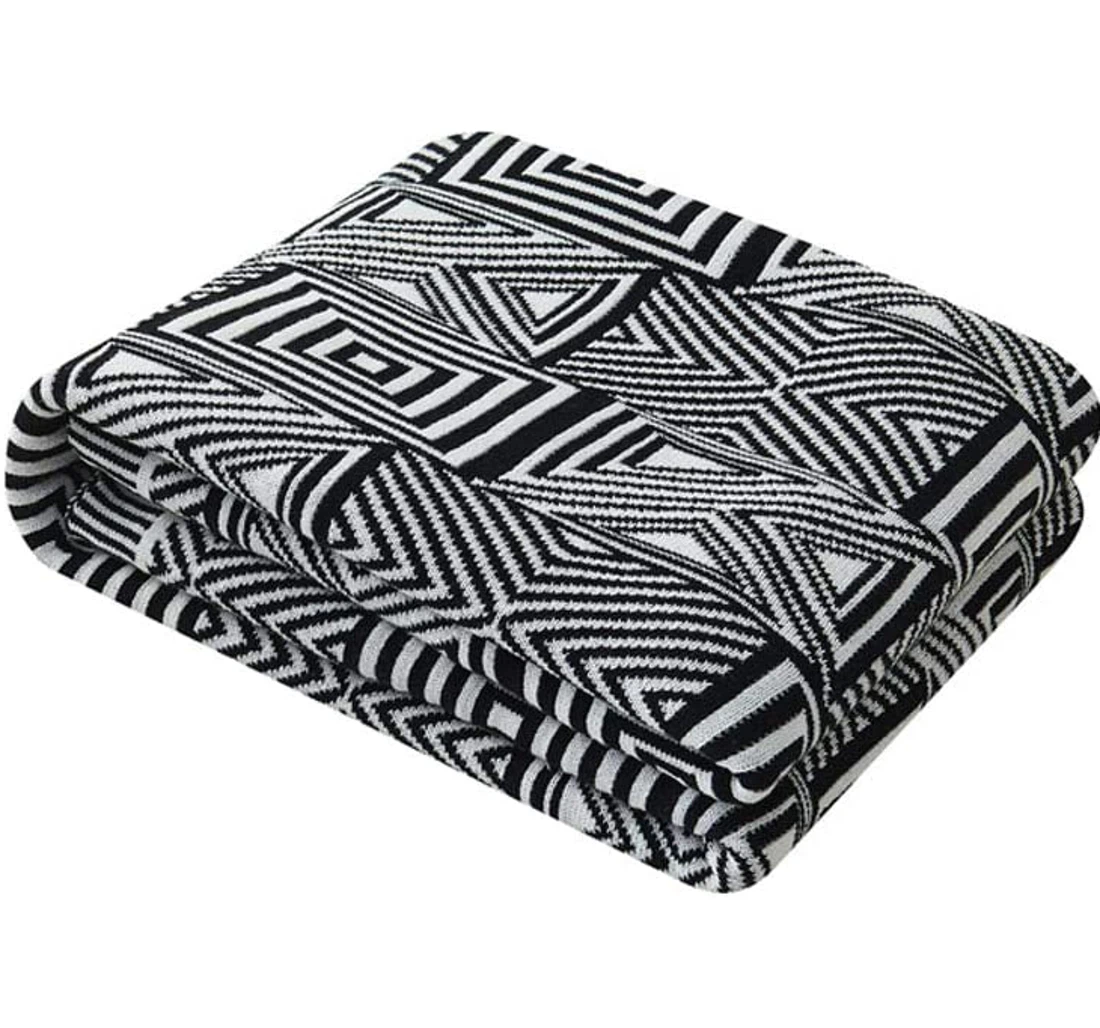 Throw Blanket, Quilt - Mesurn To The Touch Geometric Cotton Knit Line Black And White 130170cm Sherpa Fleece