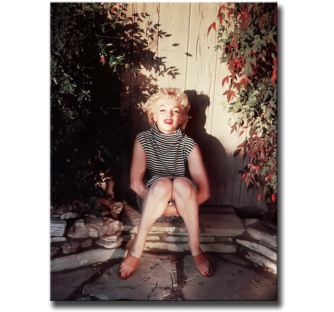Marilyn Monroe Goddess Smile Fashion Printed Poster, Framed Canvas, Wall Art