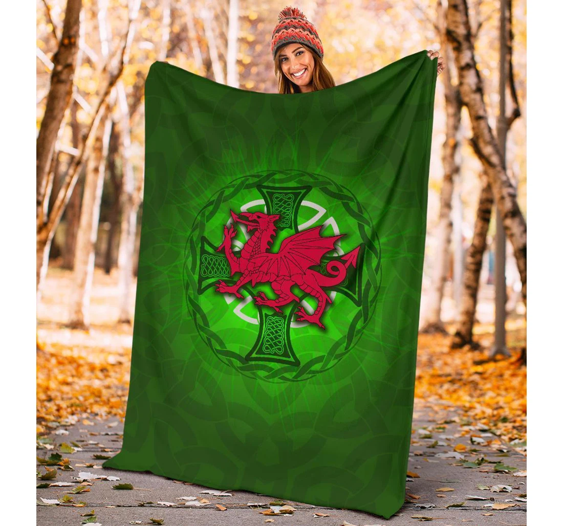 Throw Blanket, Quilt - Irish Dragon With Celtic Cross St Patrick's Day Sherpa Fleece