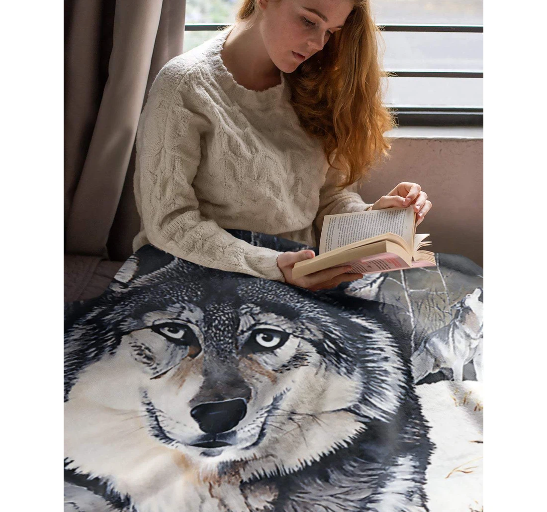 Throw Blanket, Quilt - Wolf Wolves Sherpa Fleece