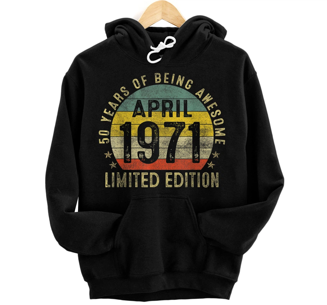 Vintage April 1971 Limited Edition 50th Birthday Sunset Tee Pullover Hoodie