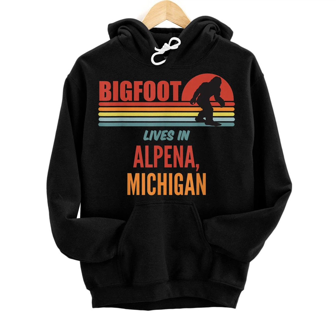 Bigfoot Sighting In Alpena Michigan Front and Back Print Pullover Hoodie