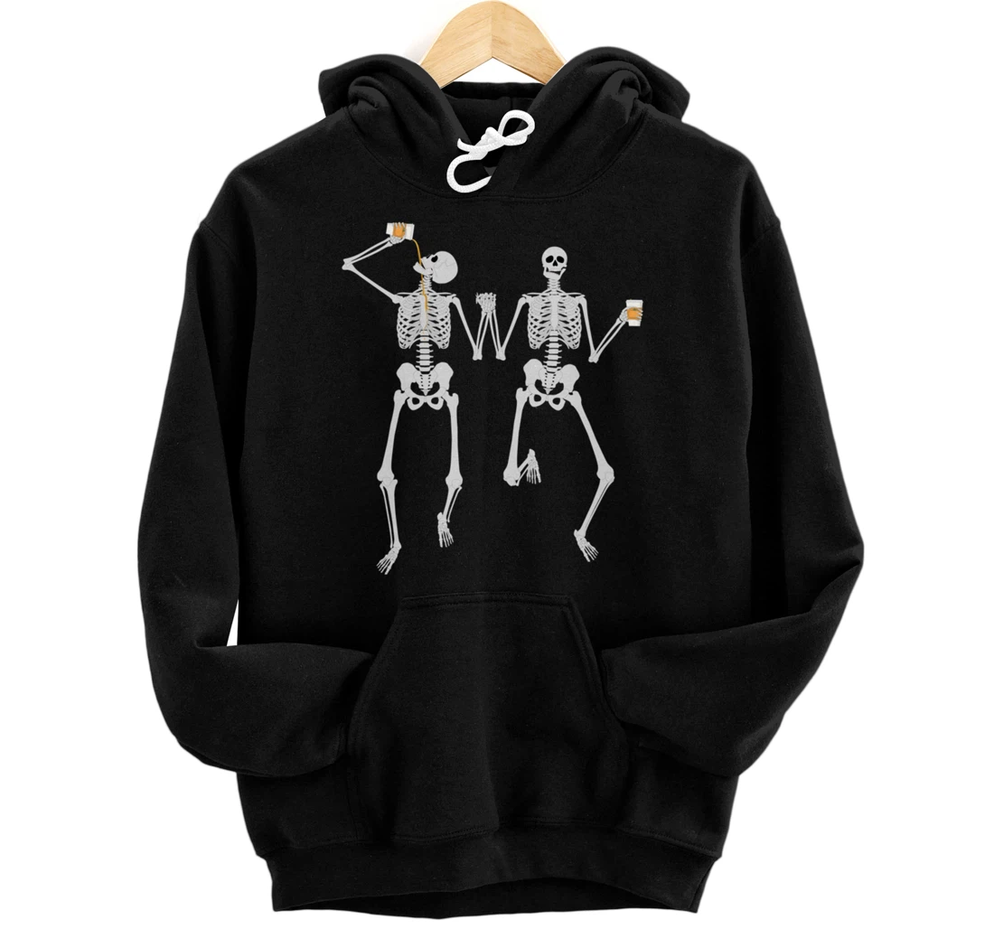 Pumpkin spice skeletons holding hands drinking lates fun Pullover Hoodie