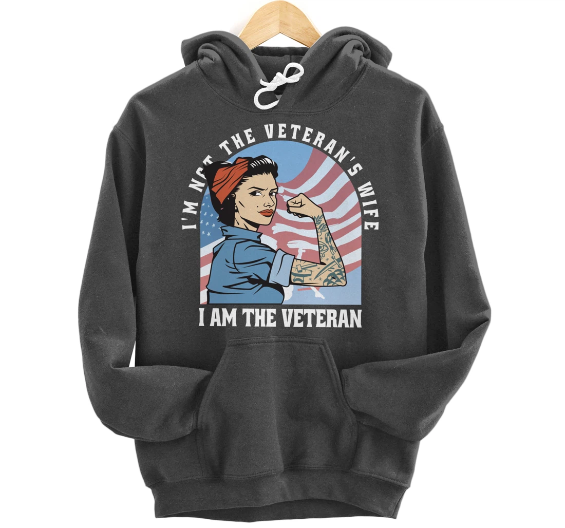 Woman Veteran - Veteran's Day Quote Saying Pullover Hoodie