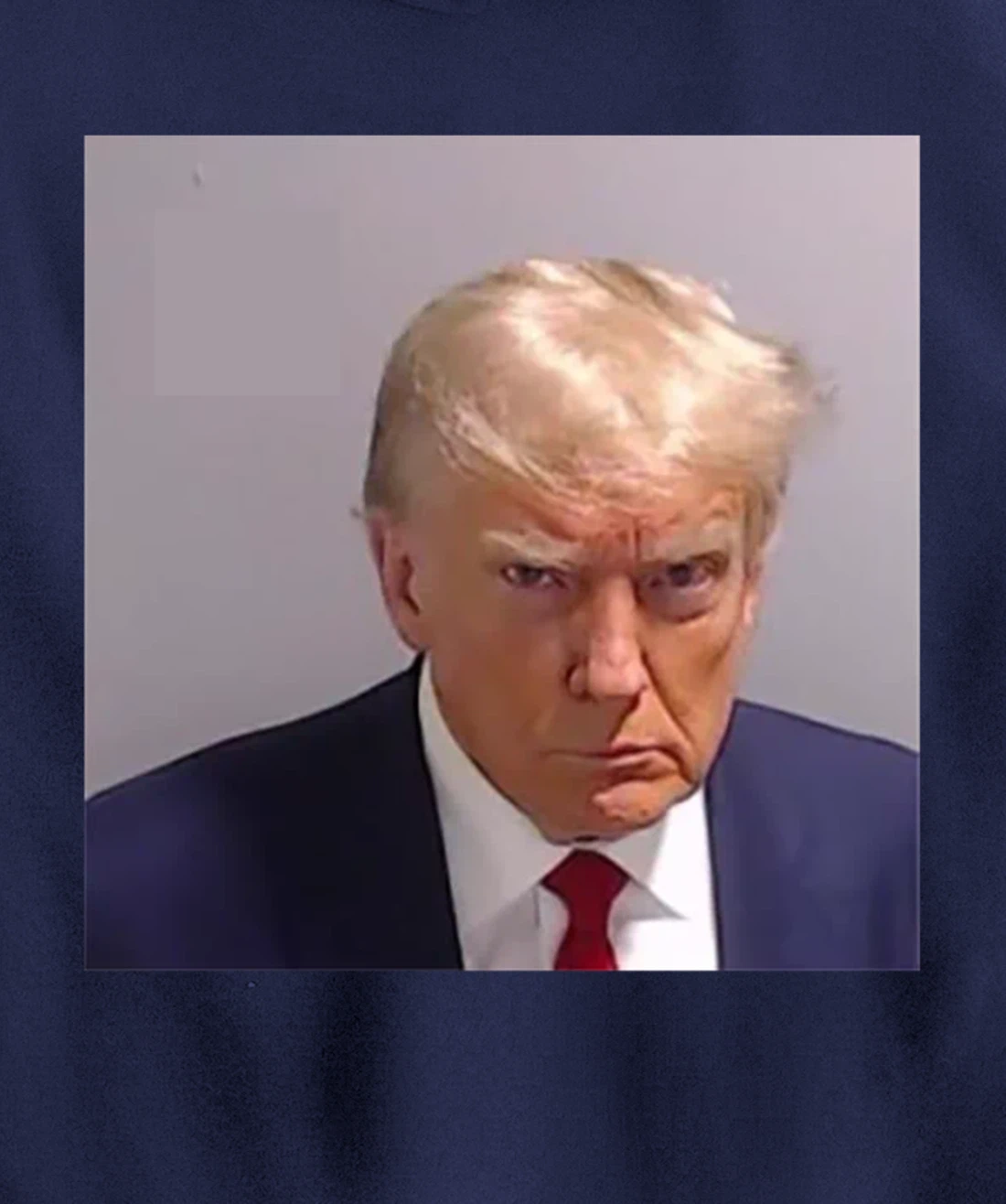 Donald Trump legend never Surrender Mug shot august 24 2023 Pullover Hoodie