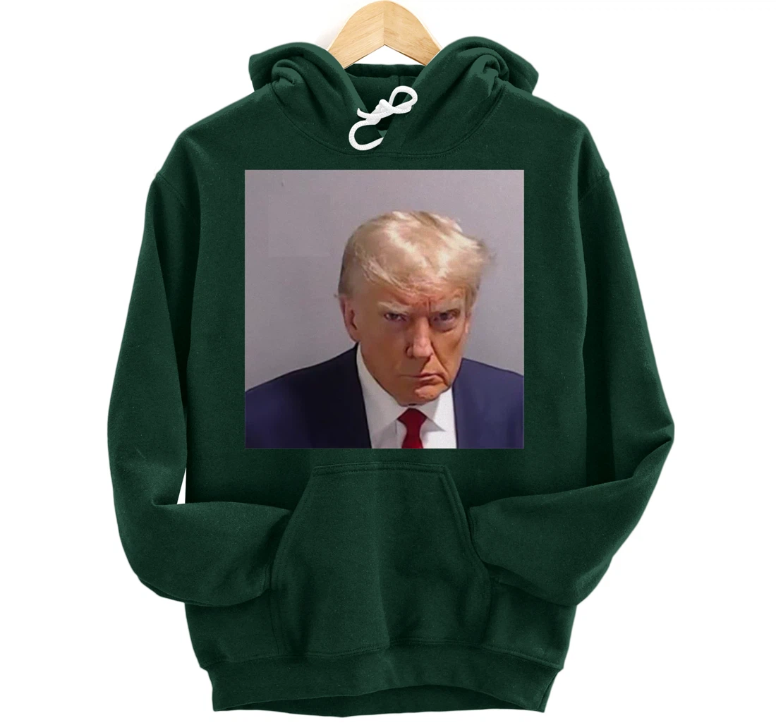 Donald Trump legend never Surrender Mug shot august 24 2023 Pullover Hoodie