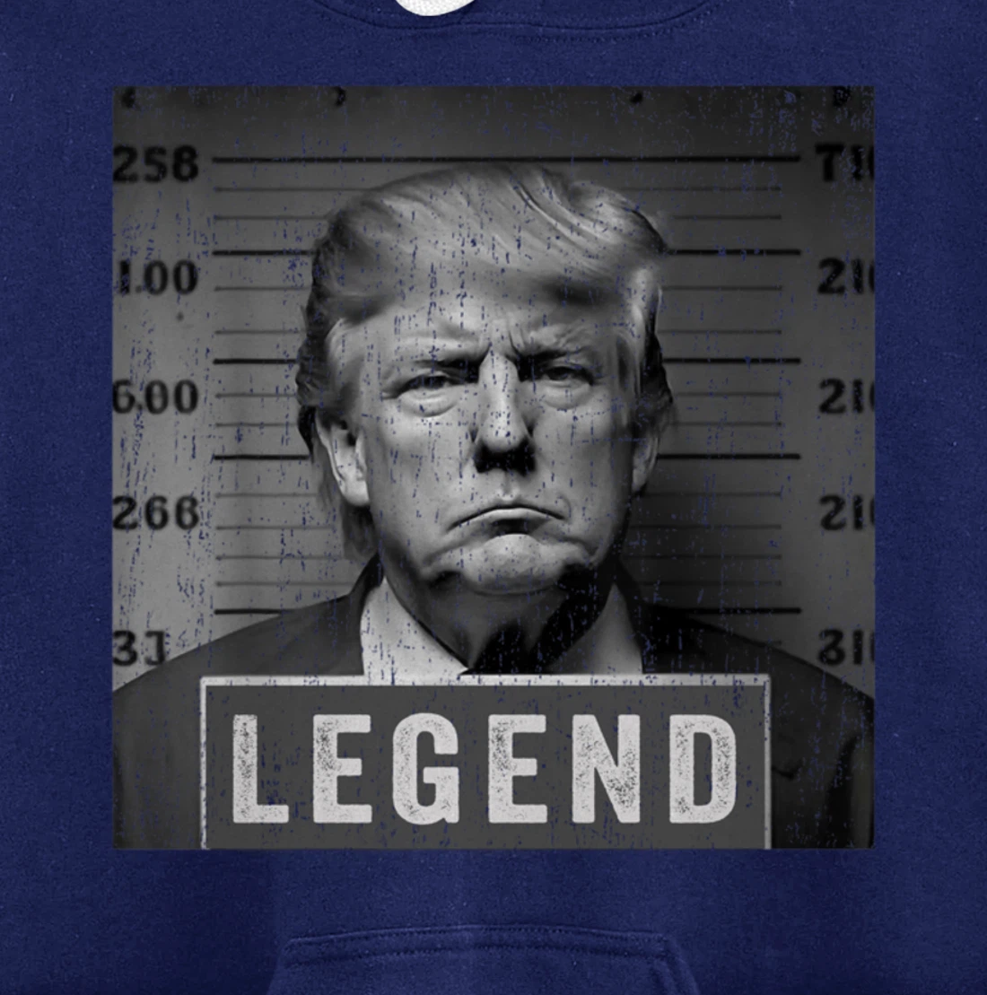 Never Surrender - Trump President Legend - Donald Trump Mug Pullover Hoodie