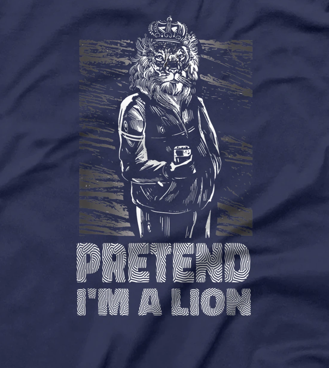 Pretend i'm a lion joke prank animal costume King T-Shirt, Women T-Shirt