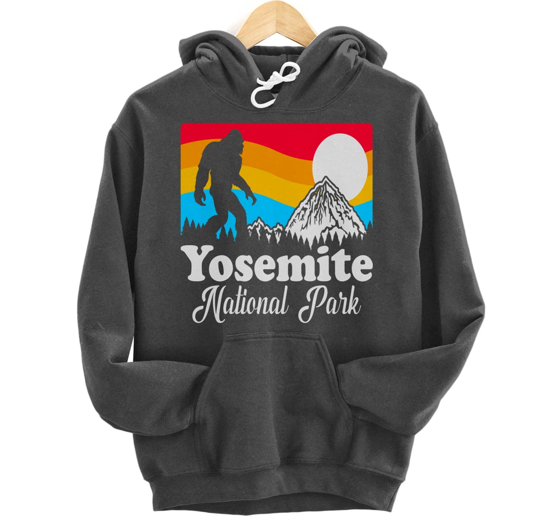Funny Bigfoot Retro Yosemite National Park Gag Gift Pullover Hoodie