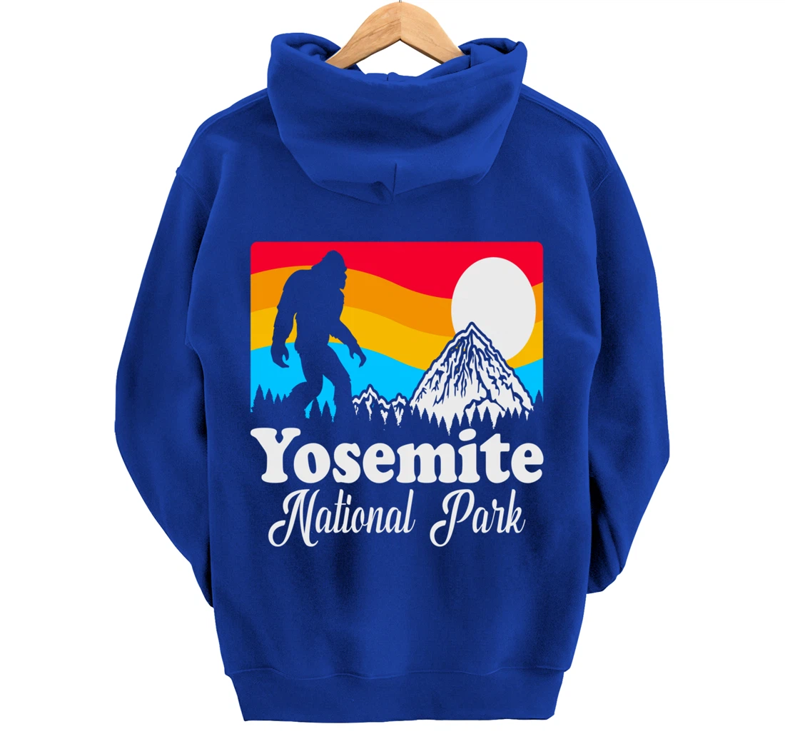 Funny Bigfoot Retro Yosemite National Park Gag Gift Pullover Hoodie