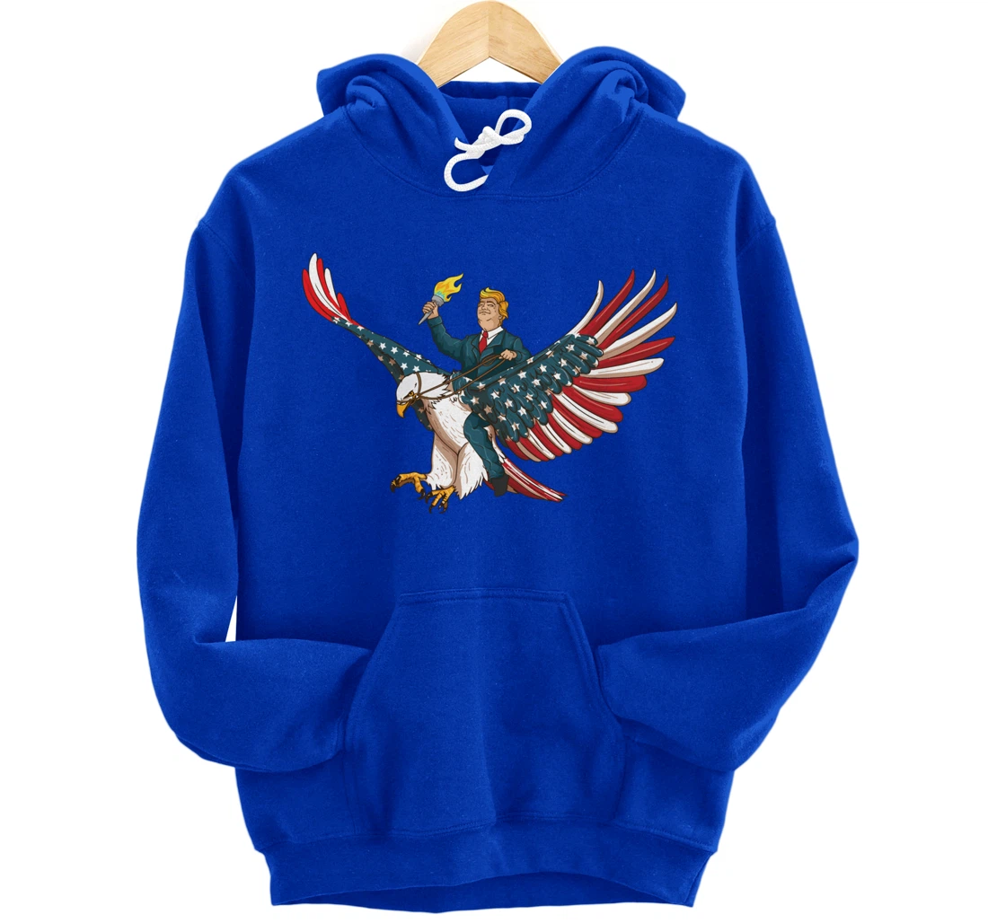 Trump On USA Eagle Cute US 4th Of July Funny American Gift Pullover Hoodie