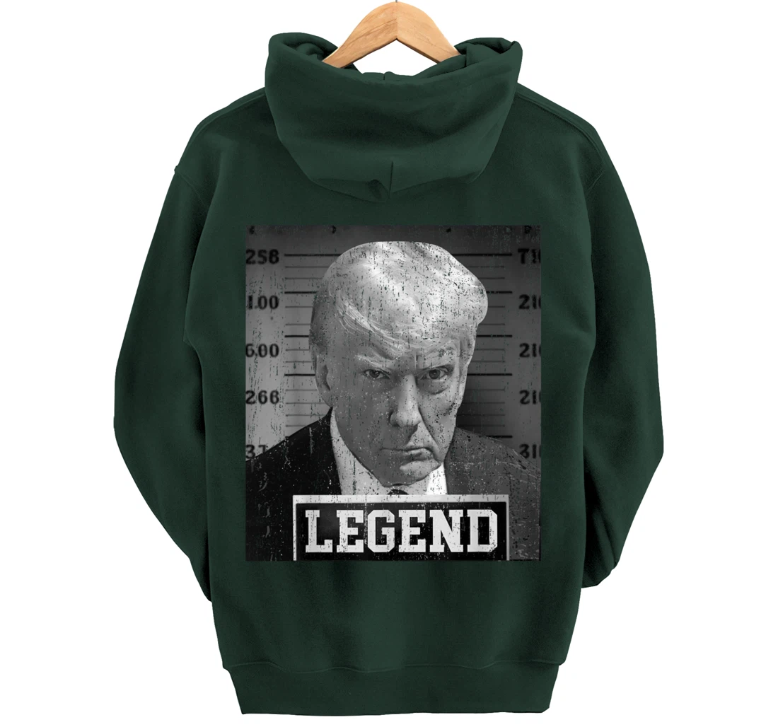 Free Donald Trump mug shot republican president MAGA 2024 Pullover Hoodie