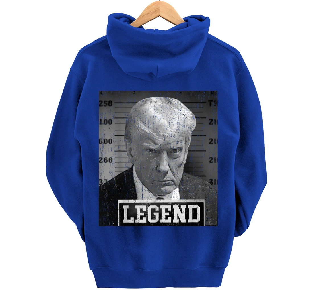 Free Donald Trump mug shot republican president MAGA 2024 Pullover Hoodie