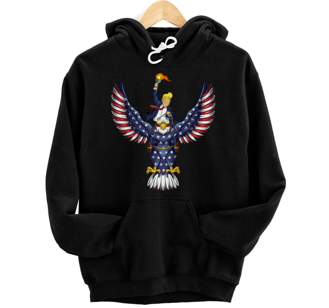 Trump On USA Eagle Cute US 4th Of July Funny American Gift Pullover Hoodie