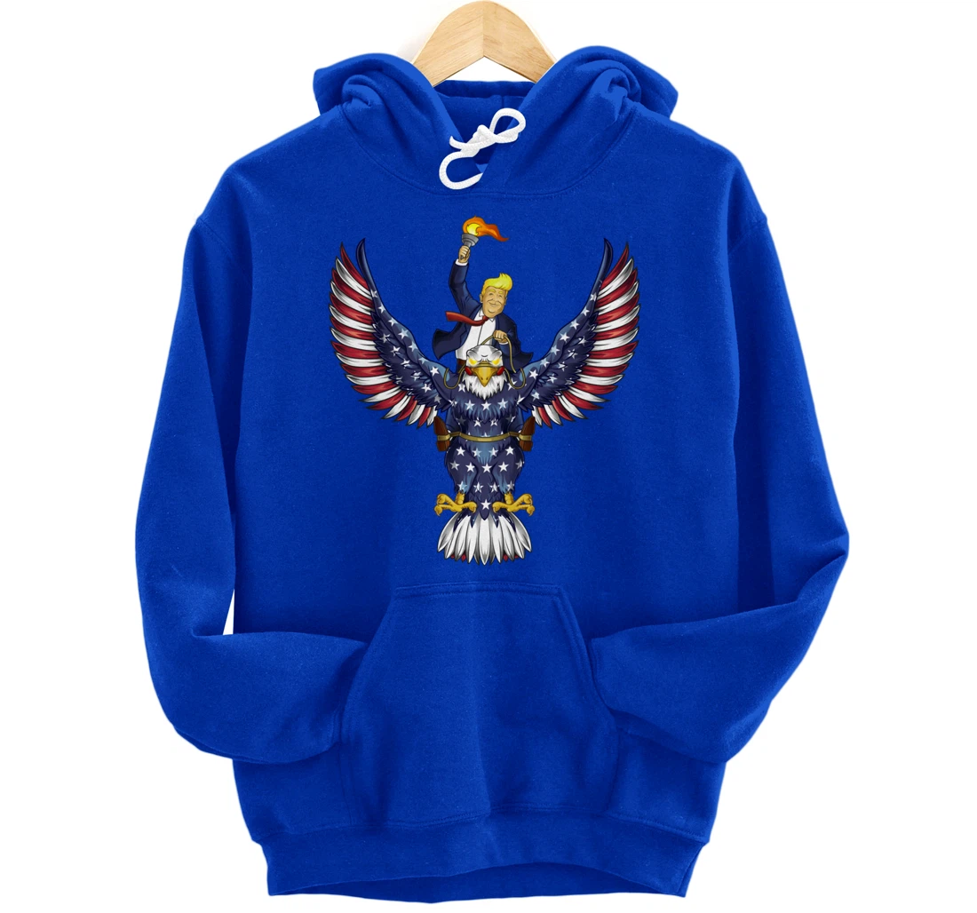 Trump On USA Eagle Cute US 4th Of July Funny American Gift Pullover Hoodie