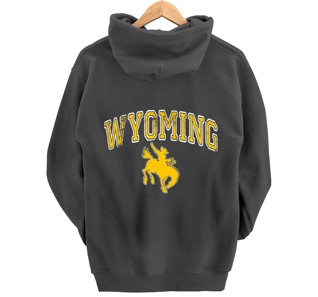 Wyoming Retro Roping Cowboy Vintage Retro Cowboy Men Pullover Hoodie
