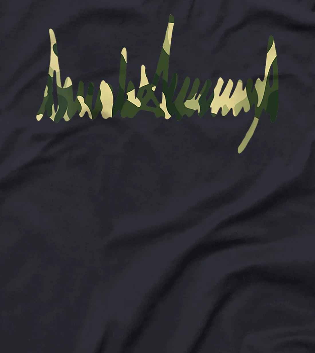 Womens Green Camo Camouflage President Trump Signature US 2024 MAGA T-Shirt