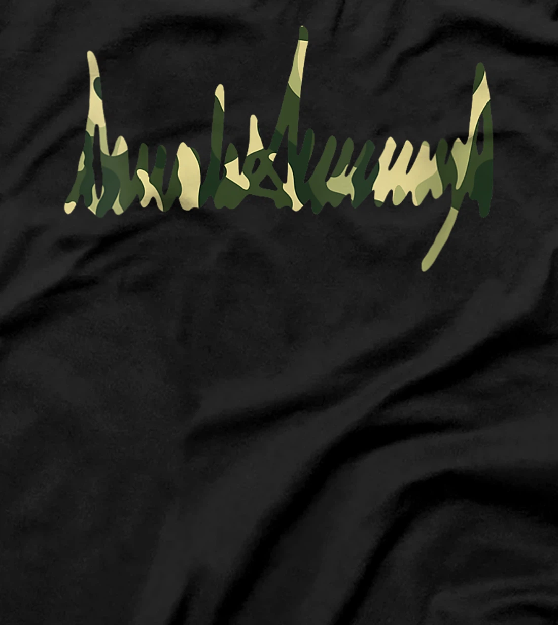 Womens Green Camo Camouflage President Trump Signature US 2024 MAGA T-Shirt