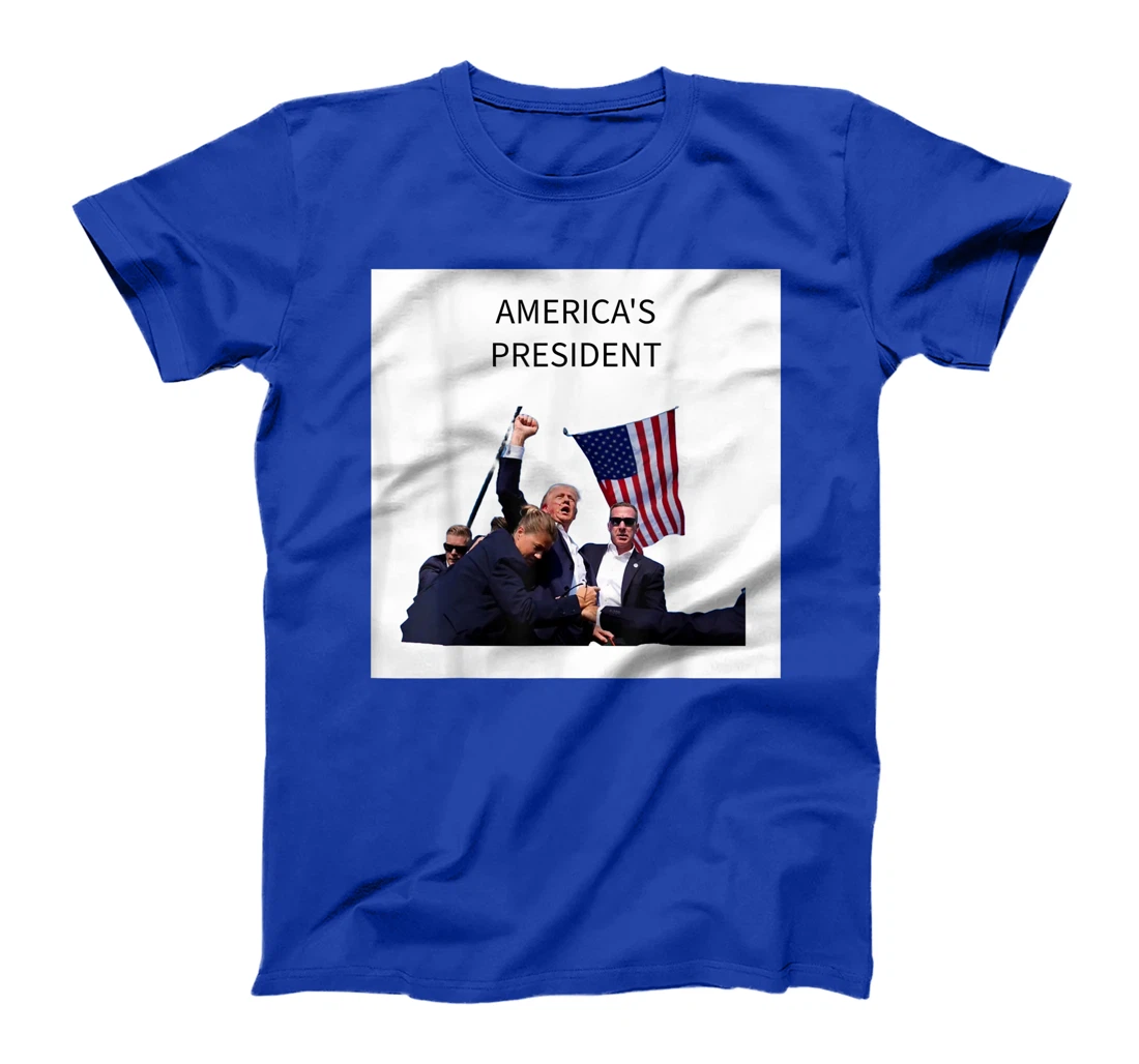 AMERICA'S PRESIDENT, TRUMP FIST IN AIR T-Shirt