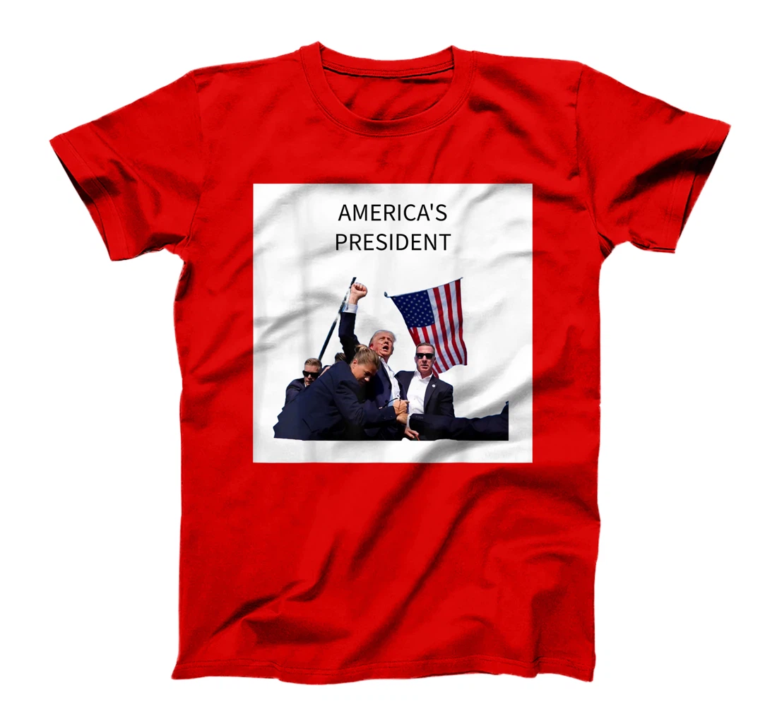 AMERICA'S PRESIDENT, TRUMP FIST IN AIR T-Shirt
