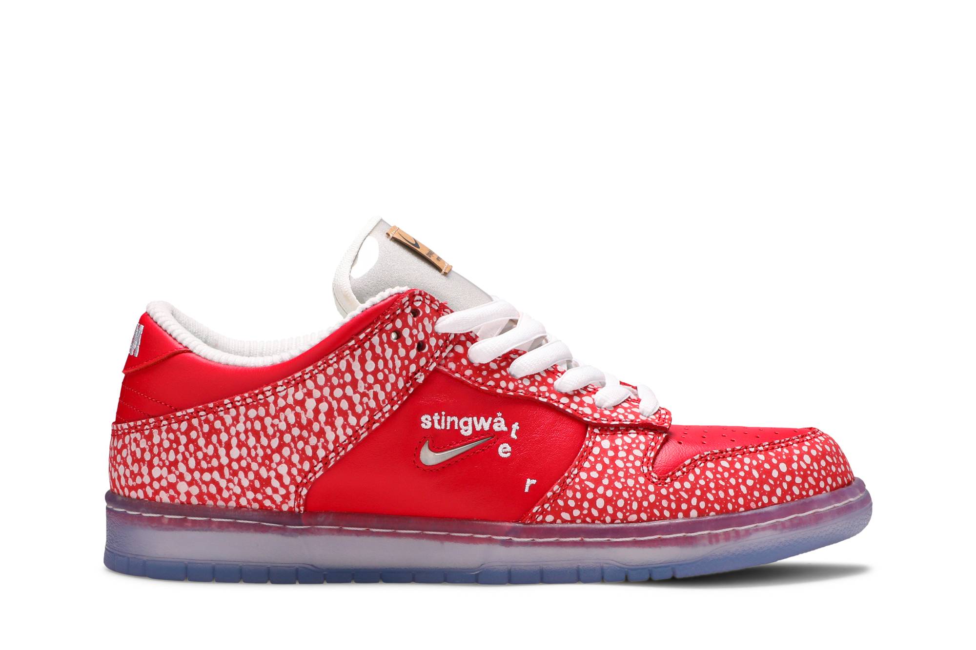 Stingwater X Nike SB Dunk Low Magic Mushroom DH7650-600