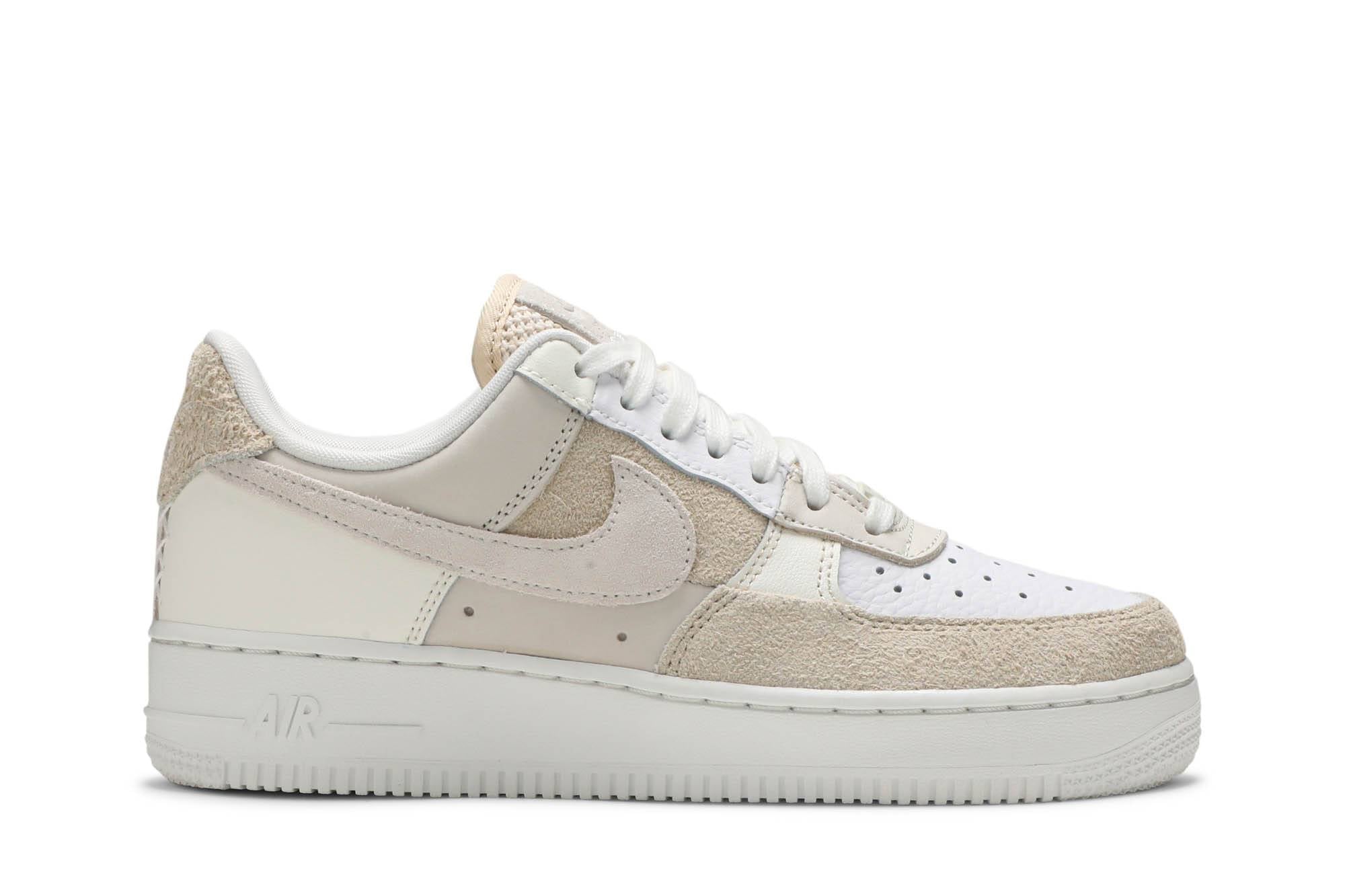 ( Women ) Nike Air Force 1 07 Coconut Milk Patchwork DD6618-100