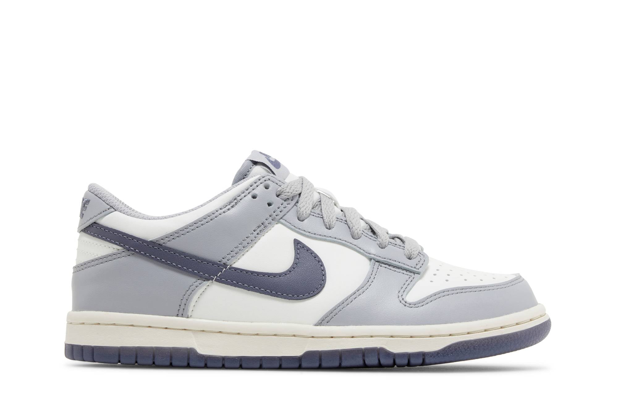 ( Youth ) Nike Dunk Low ‘Platinum Tint Light Carbon’ FB9109-101