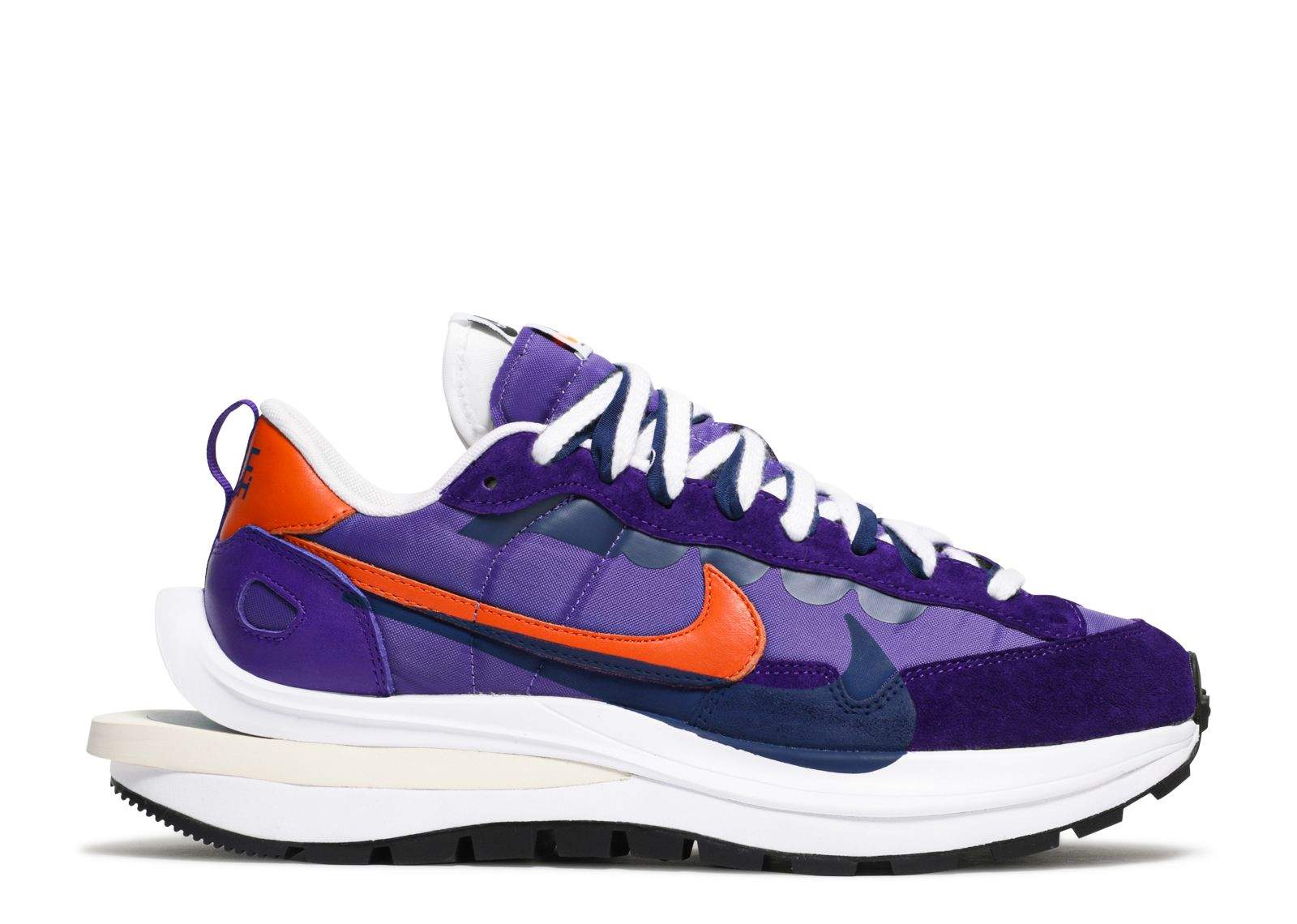 Nike Sacai X VaporWaffle ‘Dark Iris’ Unfading Sneaker