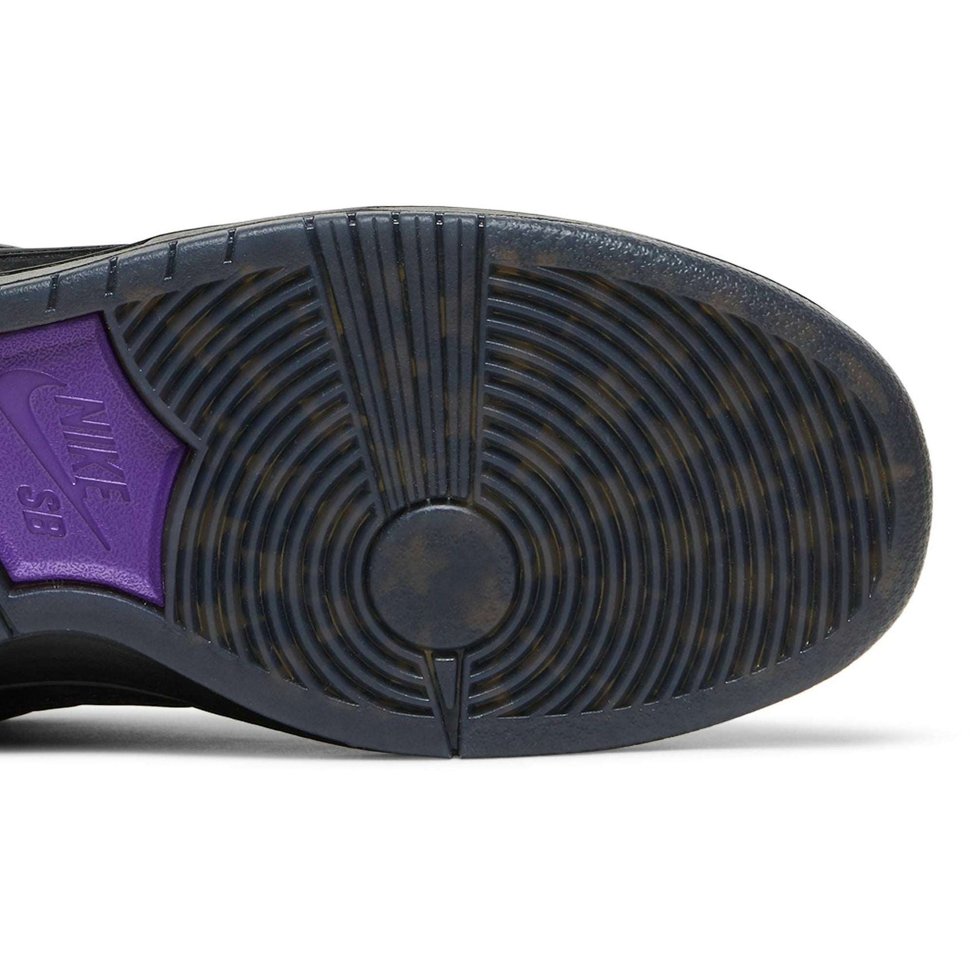 Familia X Nike SB Dunk Low Pro QS First Avenue DJ1159-001 - Image 5
