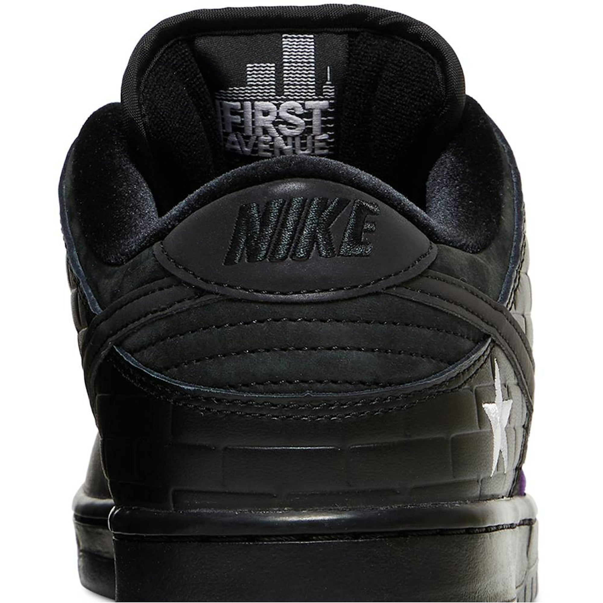Familia X Nike SB Dunk Low Pro QS First Avenue DJ1159-001 - Image 7