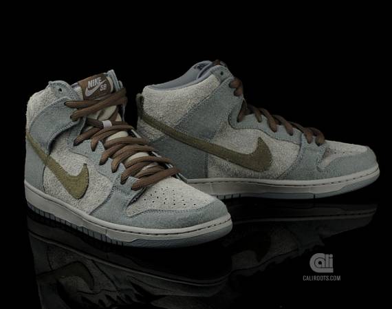 Nike SB Dunk High Premium Tauntaun 313171-020 - Image 3