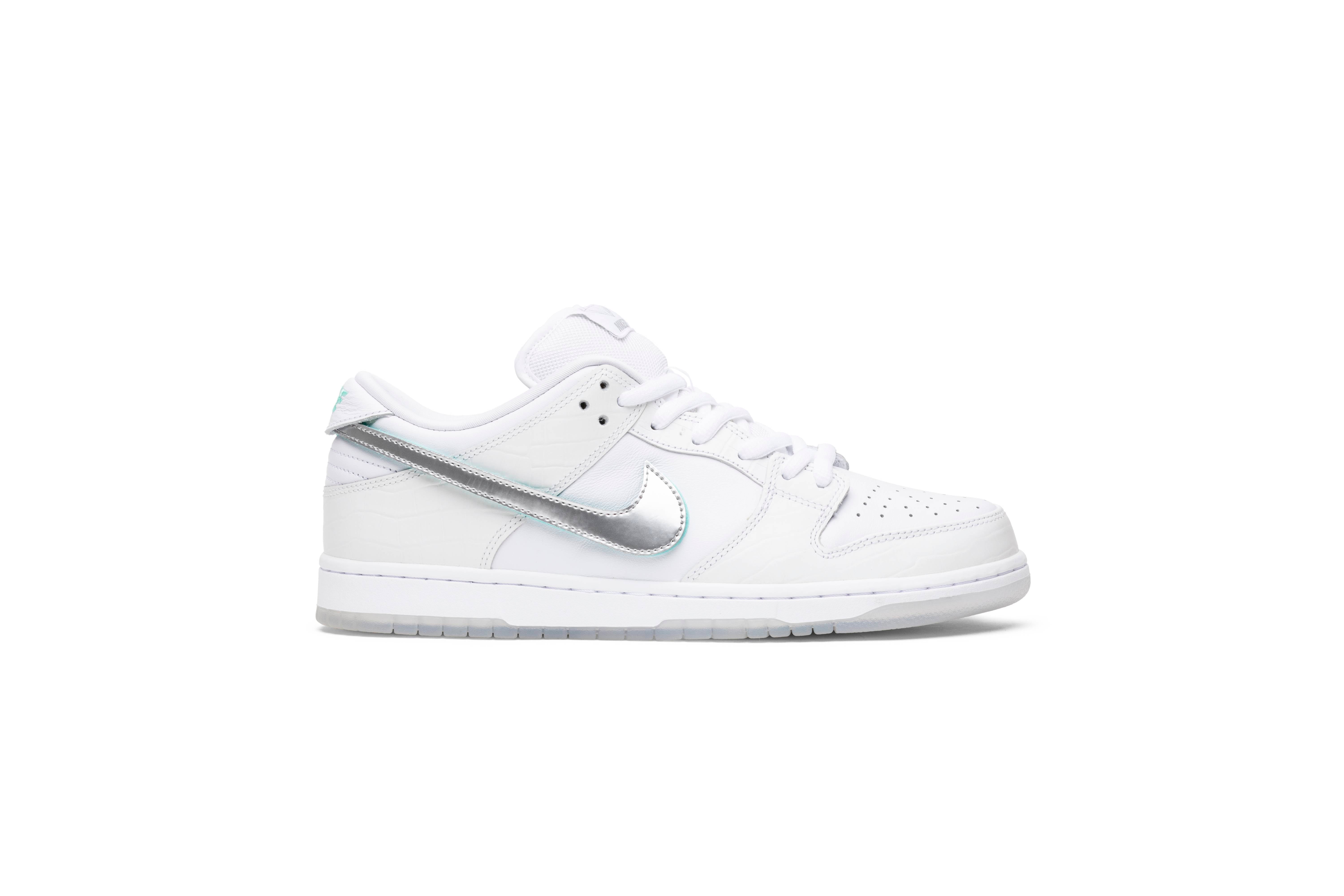 Diamond Supply Co. X Nike SB Dunk Low Pro White Diamond BV1310-100