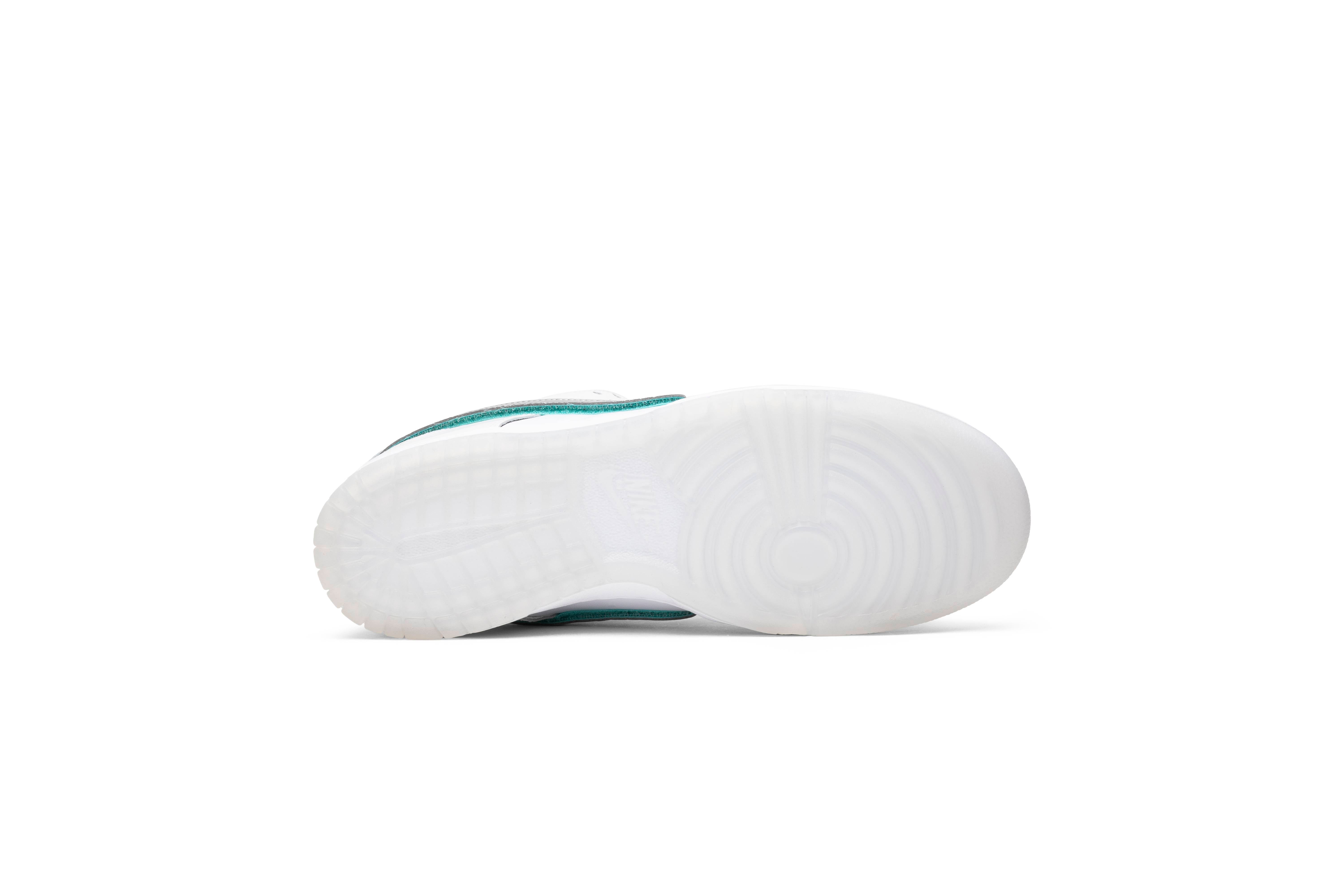 Diamond Supply Co. X Nike SB Dunk Low Pro White Diamond BV1310-100 - Image 4