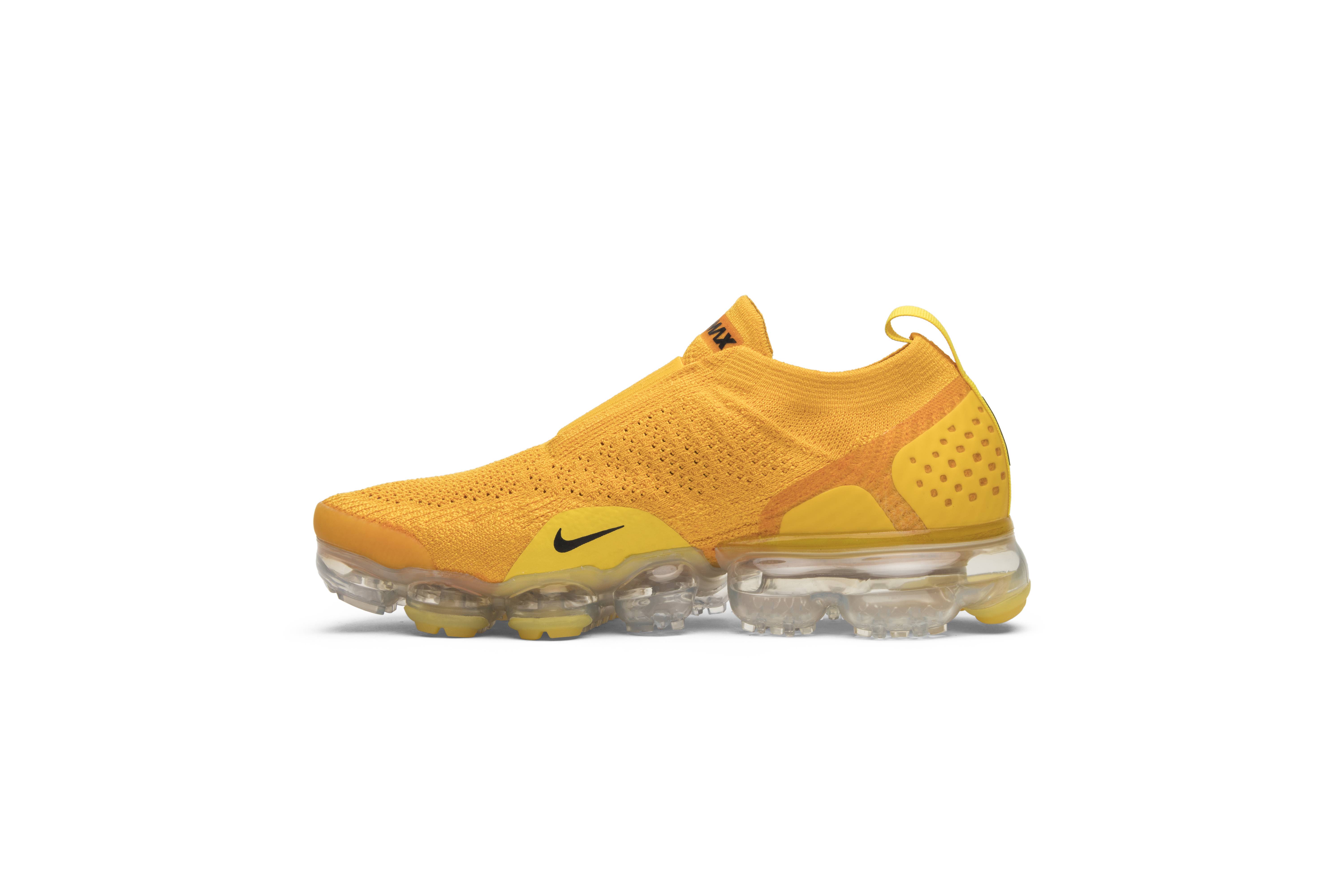 Nike Air VaporMax Moc 2 University Gold AJ6599-700 - Image 3