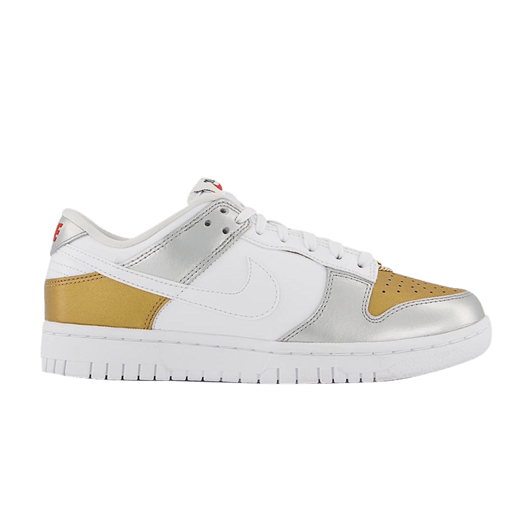 ( Women ) Nike Dunk Low SE ‘White Metallic Gold Silver’ DH4403-700