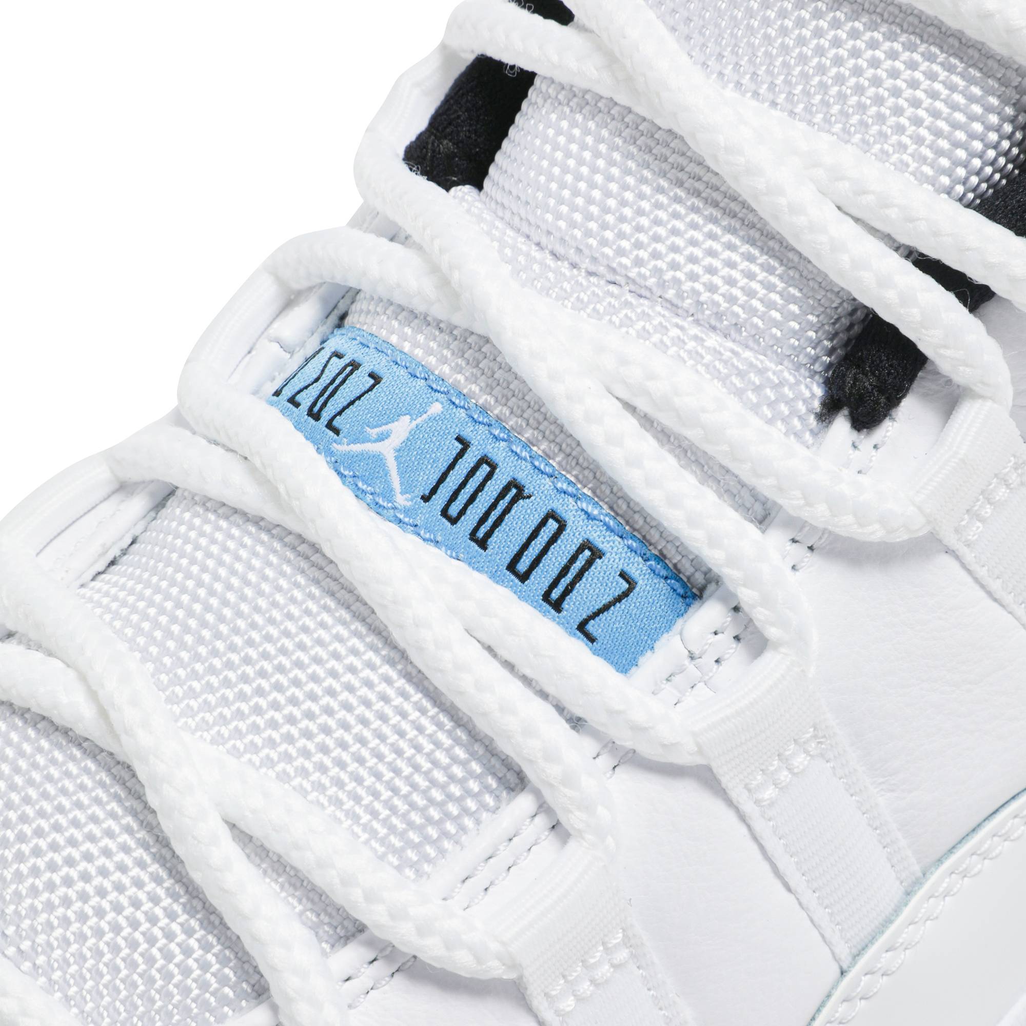 Air Jordan 11 Retro Low ‘Legend Blue’ AV2187-117 - Image 10