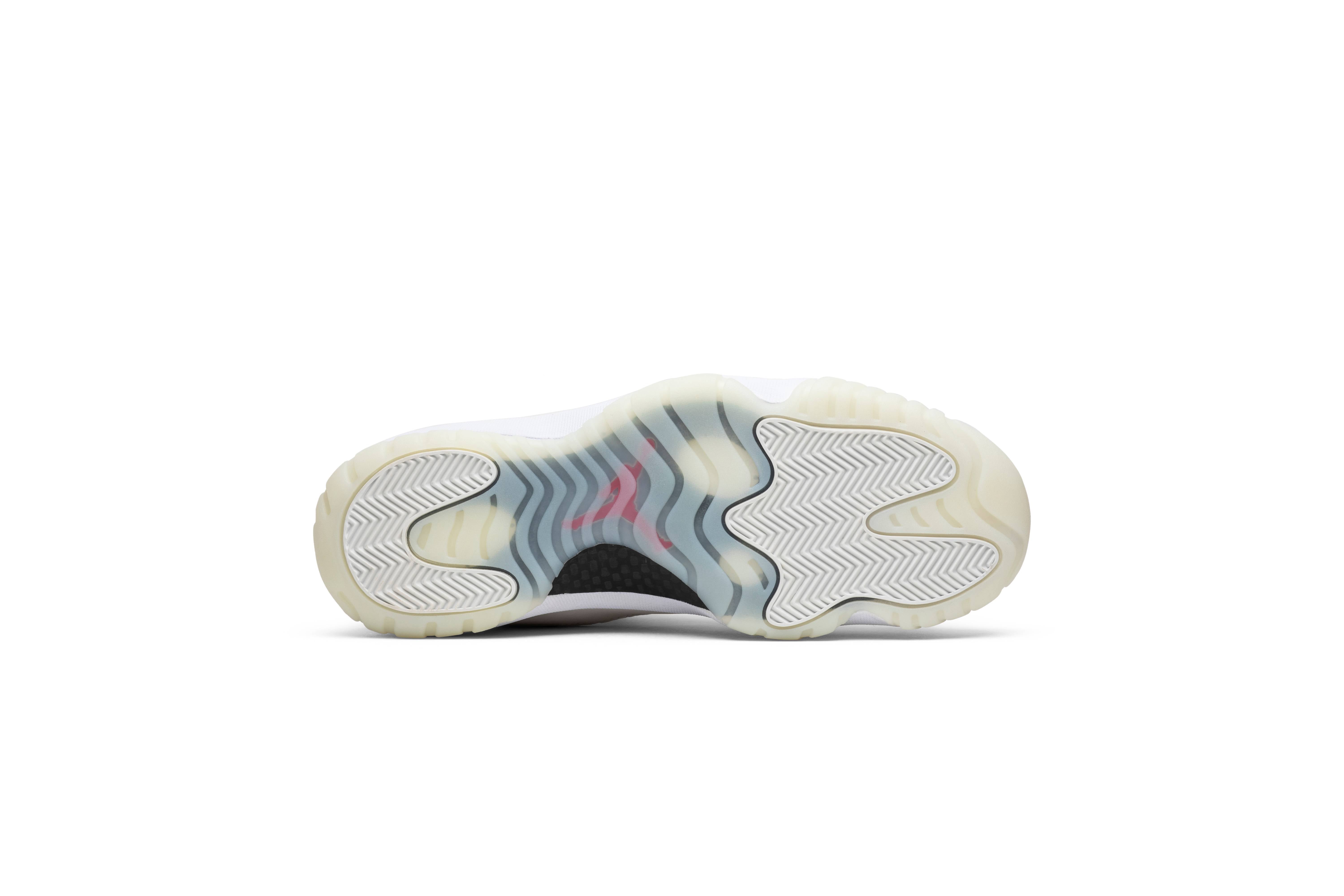 Air Jordan 11 Retro Platinum Tint 378037-016 - Image 4