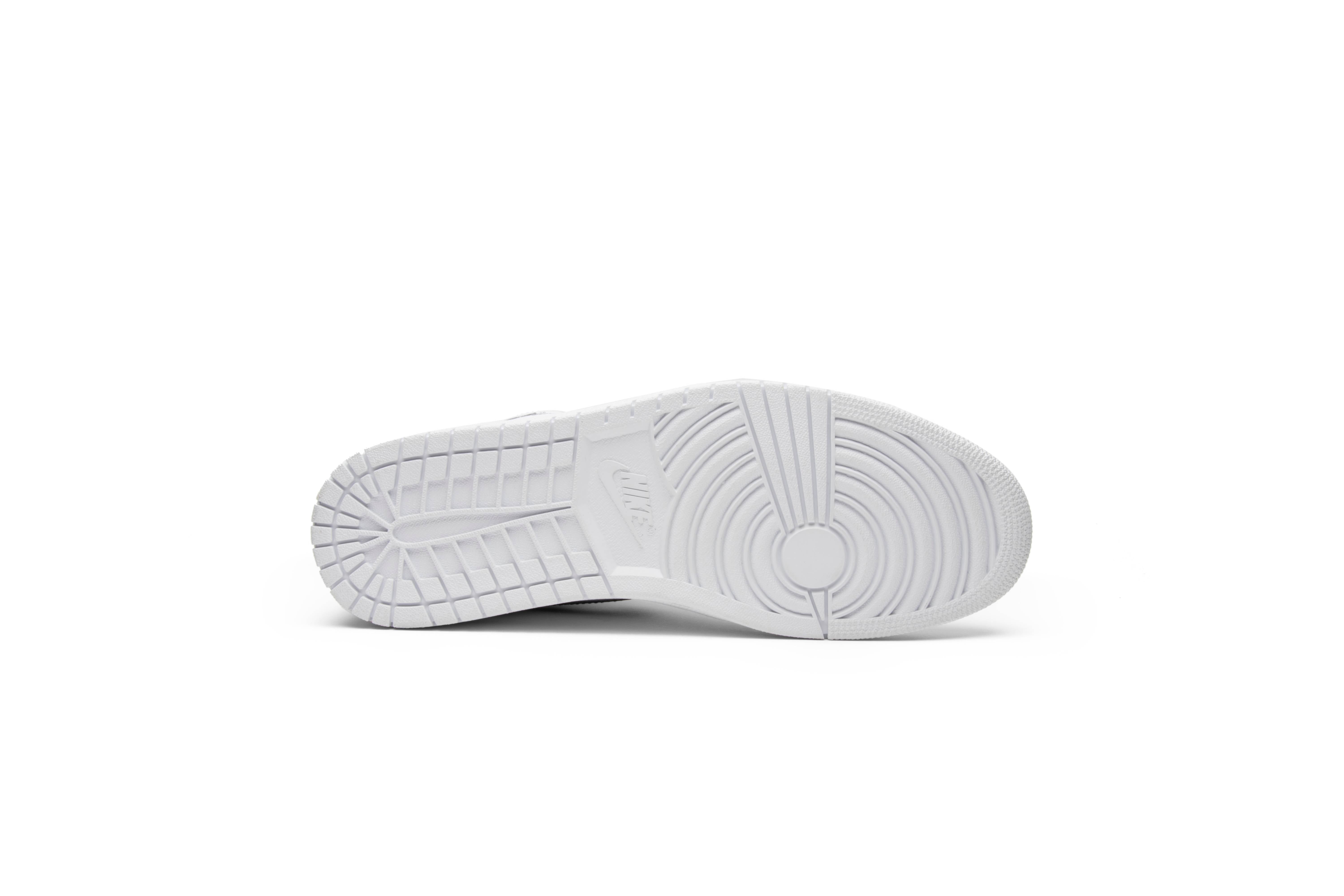 Air Jordan 1 Retro High OG Premium Yin Yang 555088-102 - Image 4