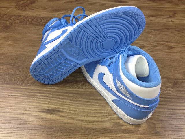 Air Jordan 1 Mid UNC 554724-106 - Image 6