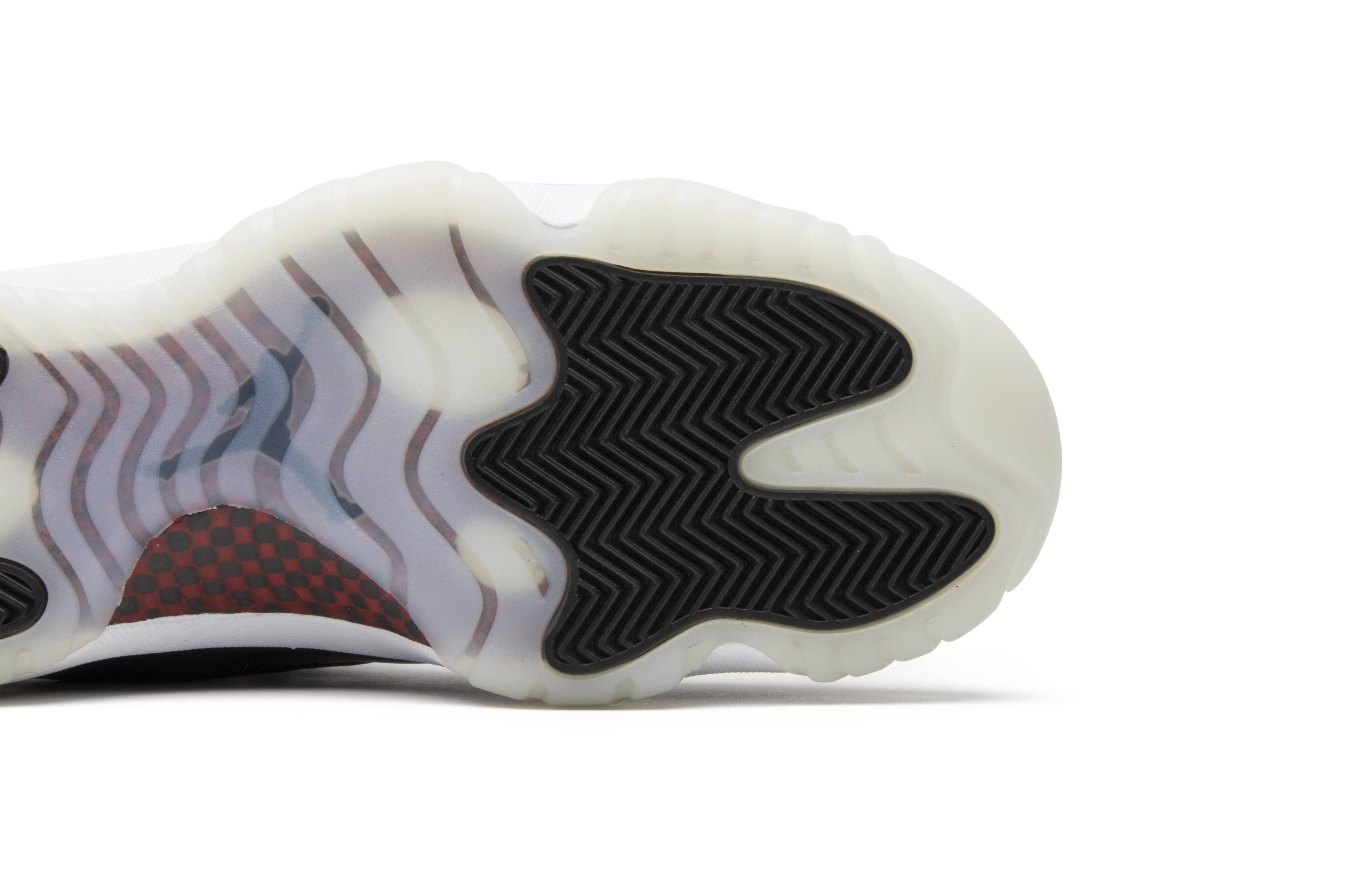 Air Jordan 11 Retro 72-10 378037-002 - Image 5
