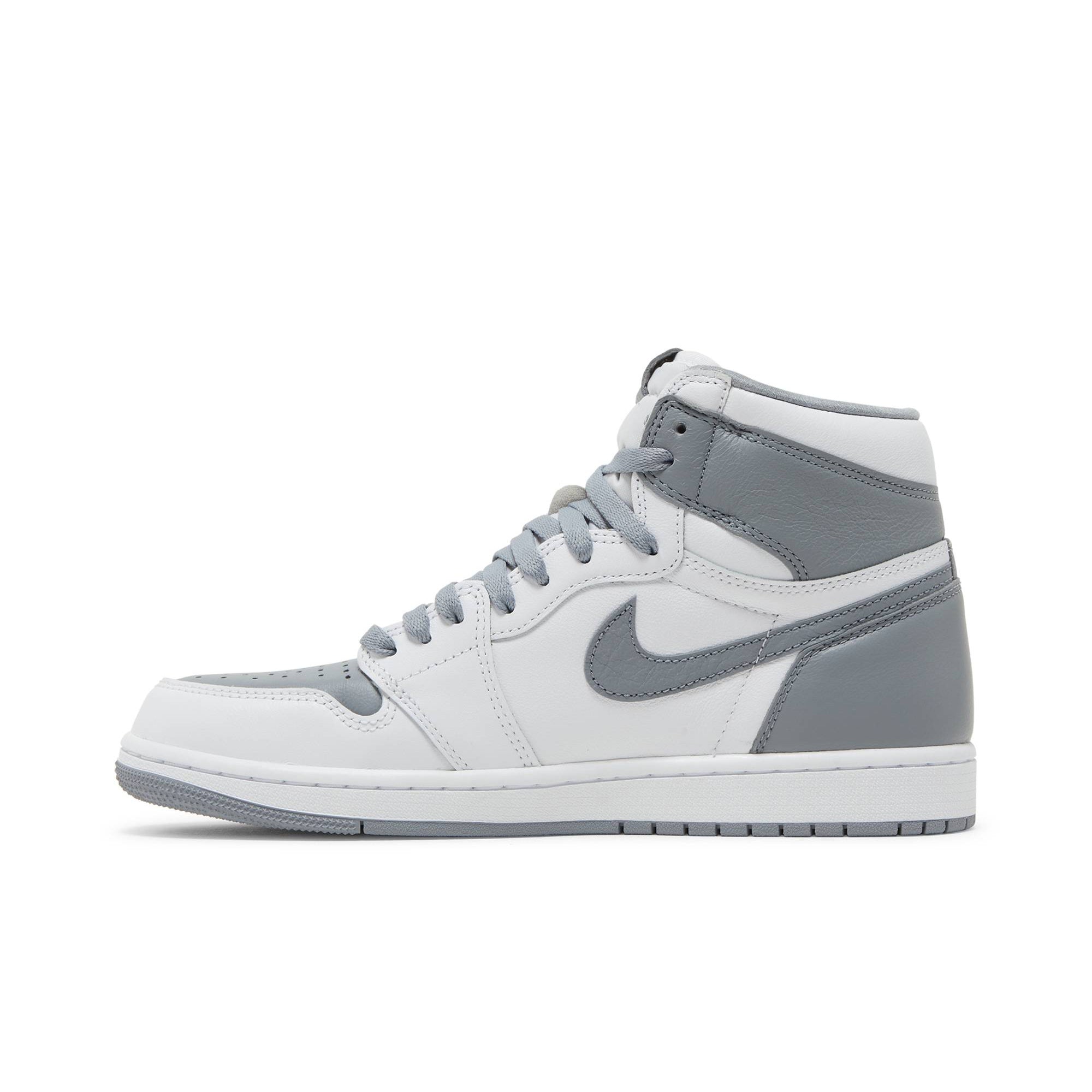 Air Jordan 1 Retro High OG ‘Stealth’ 555088-037 - Image 3
