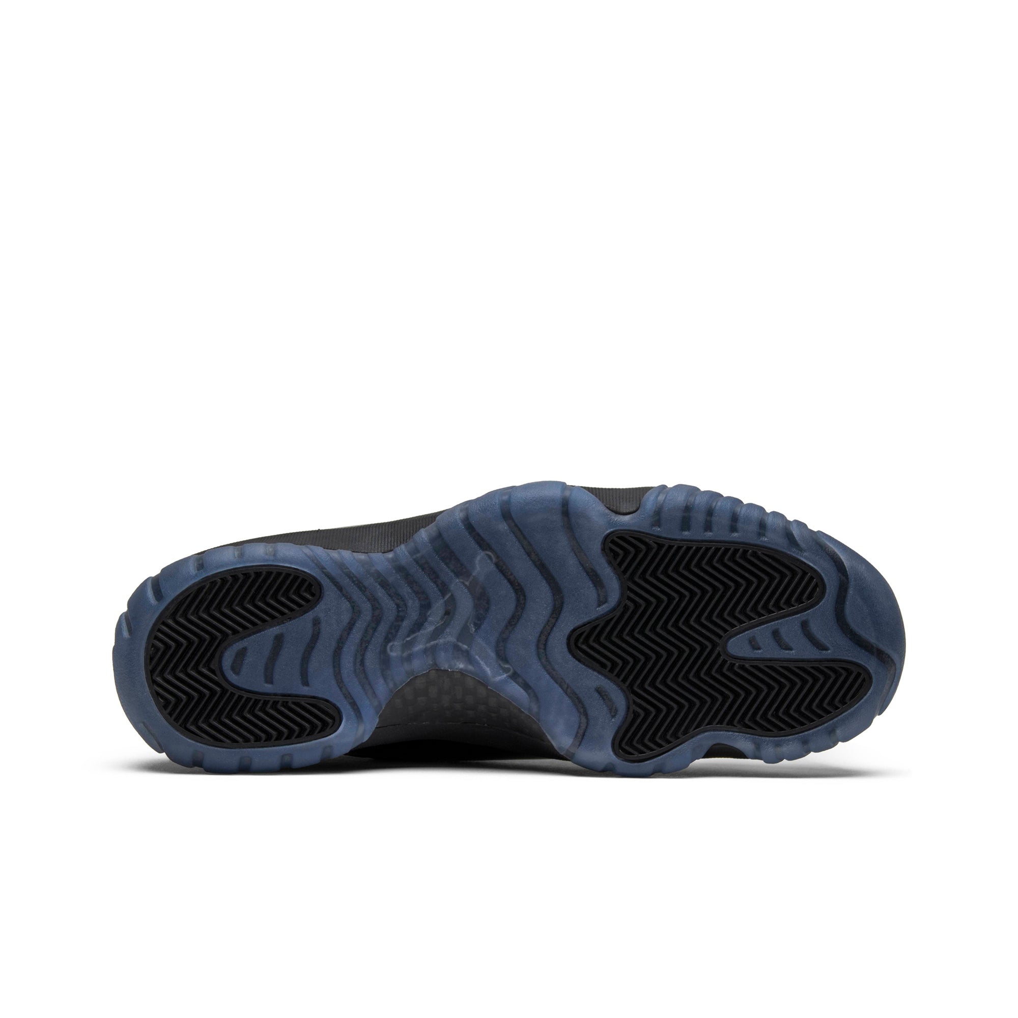 Air Jordan 11 Retro Cap And Gown 378037-005 - Image 4
