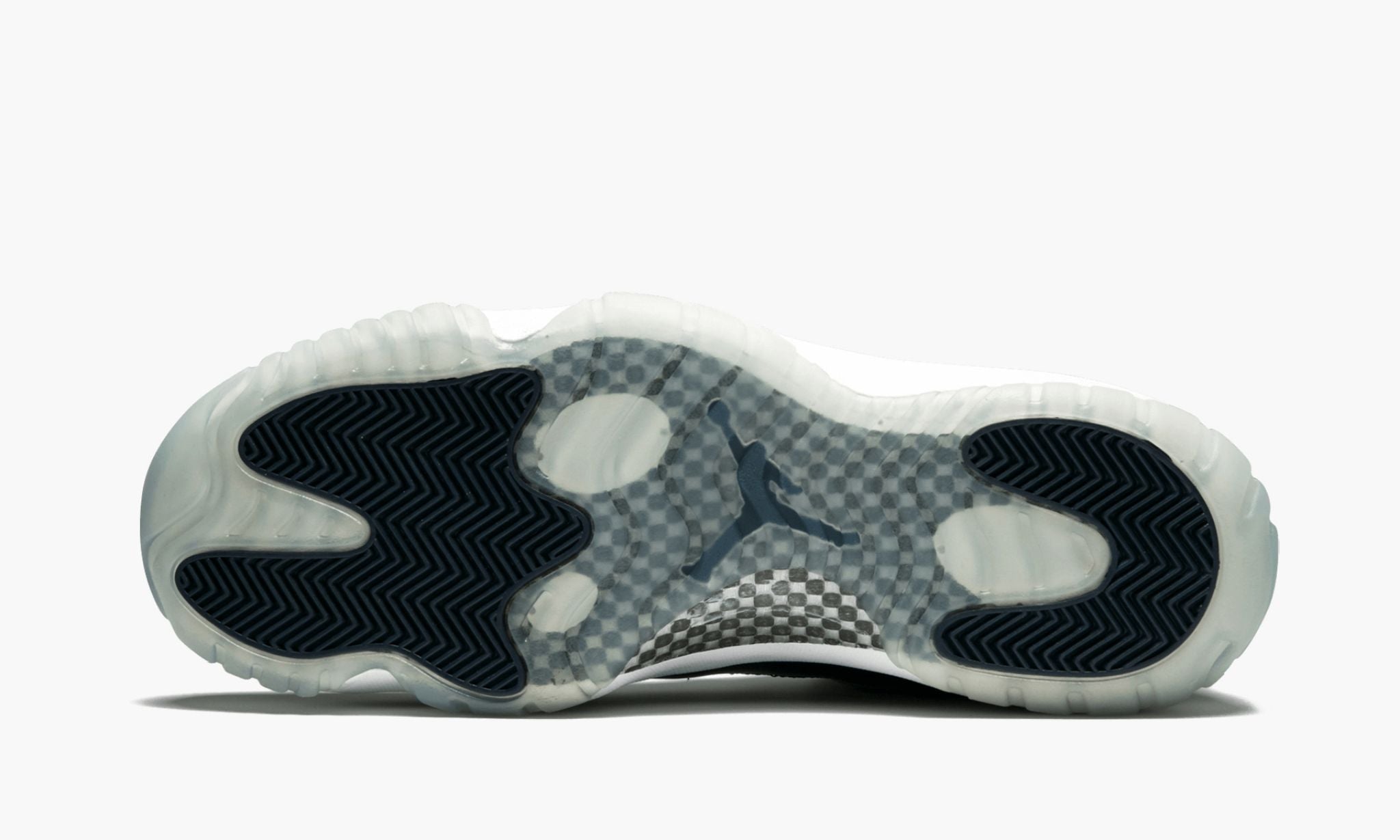 Air Jordan 11 Retro Low Georgetown - Image 6